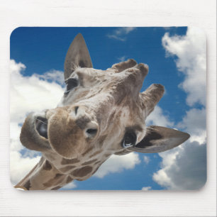 Mousepad Um girafa insolente com atitude