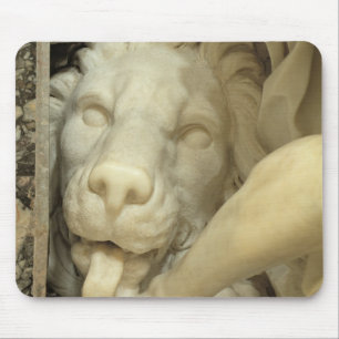 Mousepad Um leão que lambe o pé de Daniel