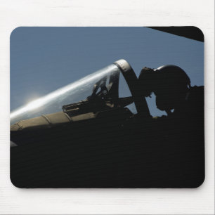 Mousepad Um piloto prepara-se para a decolagem