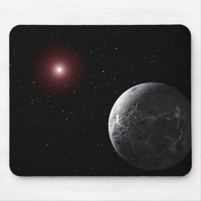 Mousepad Um planeta gelado/rochoso orbitando uma estrela es (Frente)