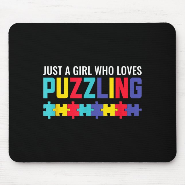 Mousepad Uma Garota Que Ama Enigma Enigma Horror (Frente)