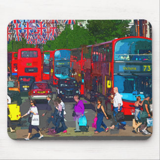 Mousepad Uma movimentada Oxford Street com compradores e ôn