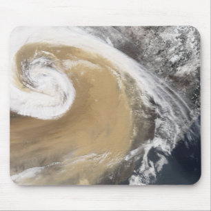 Mousepad Uma tempestade da poeira do asiático cruza o