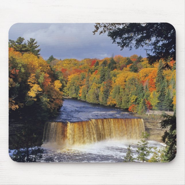 Mousepad Upper Tahquamenon Falls in UP Michigan no outono (Frente)