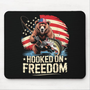 Mousepad Ursa patriótica viciada em liberdade pescando amer