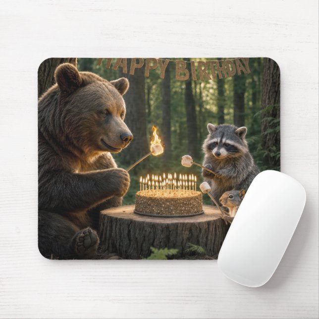 Mousepad Urso com amigos assando marshmallows sobre bolo (Com mouse)
