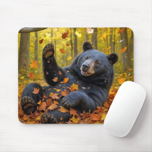 Mousepad Urso Negro Nas Folhas Do Outono (Com mouse)