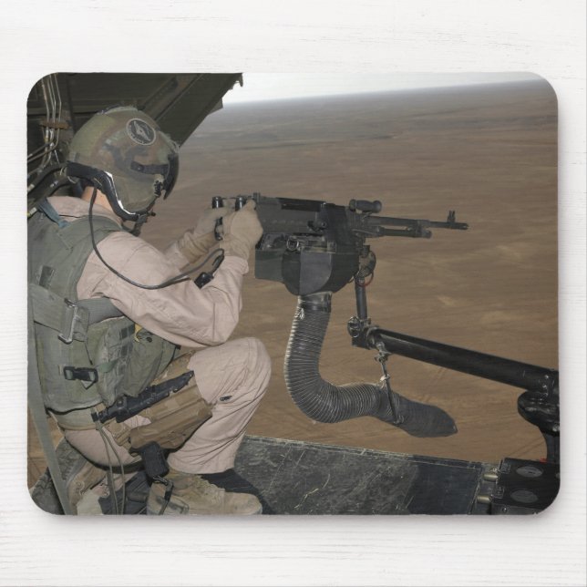 Mousepad US Marine test disparando uma metralhadora pesada  (Frente)
