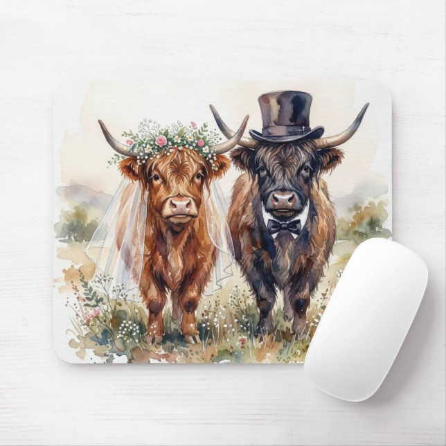 Mousepad Vacas das Terras Altas com Trajes de Noiva (Com mouse)