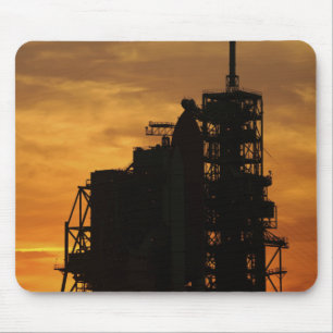 Mousepad Vaivém espacial Atlantis na plataforma de