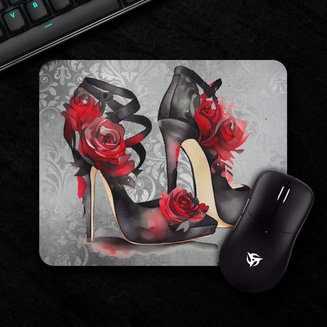 Mousepad Vampy Strappy Stilettos | Rosas vermelhas em Grung (Criador carregado)