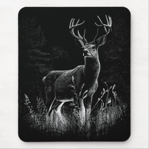 Mousepad Veado com galhadas emolduradas por campo e árvore