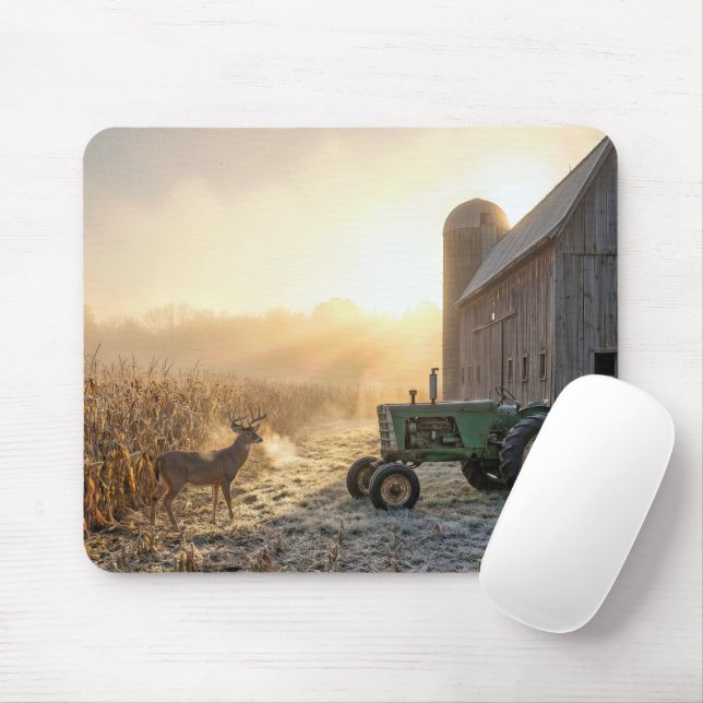 Mousepad Veado Macho com Trator Verde da Fazenda (Com mouse)