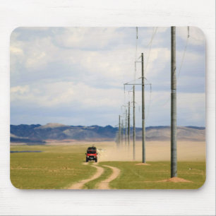Mousepad Veículos 4X4 em Estrada de Terra, Deserto de Gobi