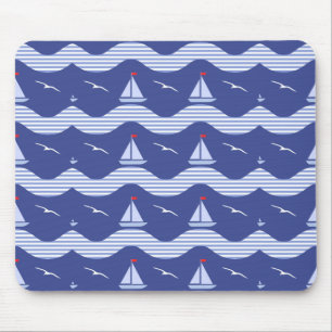 Mousepad Veleiros em um teste padrão listrado do mar