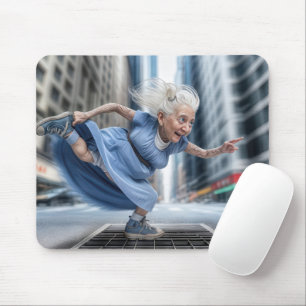 Mousepad Velha Senhora em um Ventilador da Rua Windy