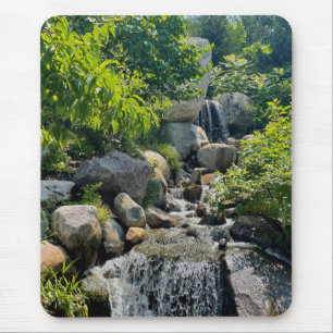Mousepad Verde Tranquilo Cai A Elegância Serena Da Natureza