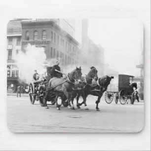 Mousepad Viatura de incêndio puxado a cavalo, 1900s