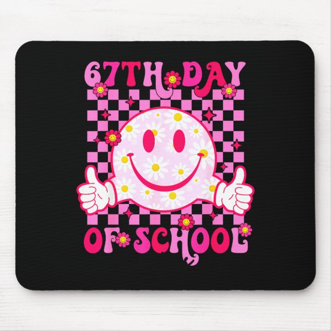 Mousepad Vibrações do 67º Dia de Escola 67 Meme Rosto Sorri (Frente)