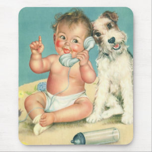 Mousepad Vintage Cute Baby Conversando no Phone Puppy Dog