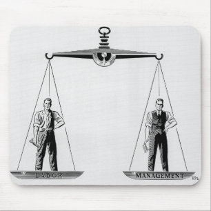 Mousepad Vintage Labor vs Management, Escalas de Justiça