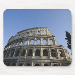 Mousepad Vista larga que olha acima no Colosseum romano com