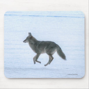Mousepad Wild Jackal Coyote atravessando lago congelado no
