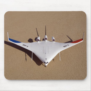 Mousepad X-48B misturou o veículo aéreo desvirilizado cor