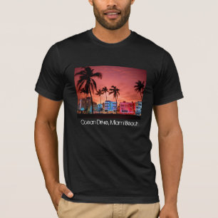Movimentação do oceano - t-shirt da skyline de