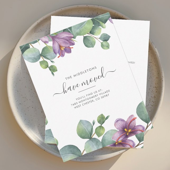 Movimentamos o lançamento do Eucalyptus em movimen (We have Moved Watercolor Purple Sage Green Eucalyptus Moving Announcement)