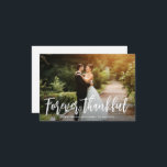 Muito grato texto rústico de agradecimento de casa<br><div class="desc">Uma bela imagem dos recém-casados com texto moderno. A imagem do noivo e da noiva e a cor de fundo e o texto podem ser personalizados. Adicione uma mensagem pessoal de agradecimento e você pode enviar sua própria foto.</div>