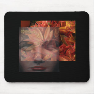 Mulher Natural Meditando Mousepad