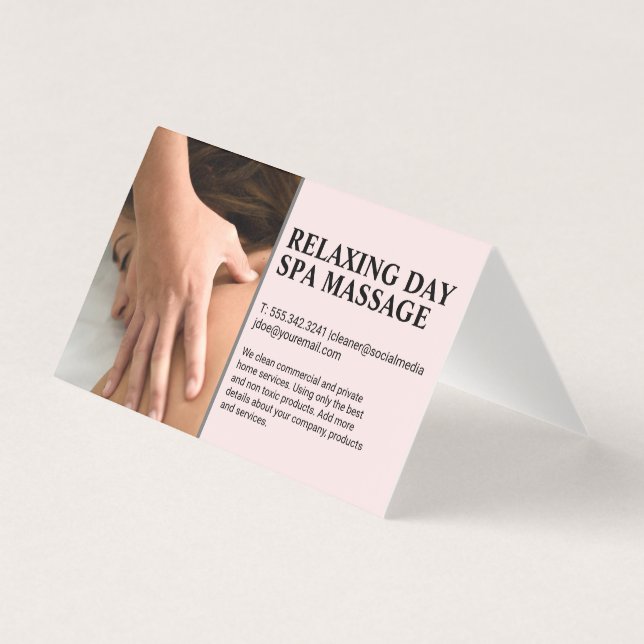 Mulher sendo massageada (Frente)