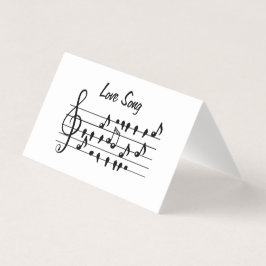 Música de amor, pássaros sentados entre as notas m