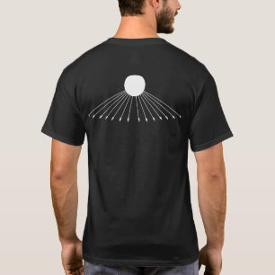Na camiseta masculina do símbolo verdadeiro de Deu