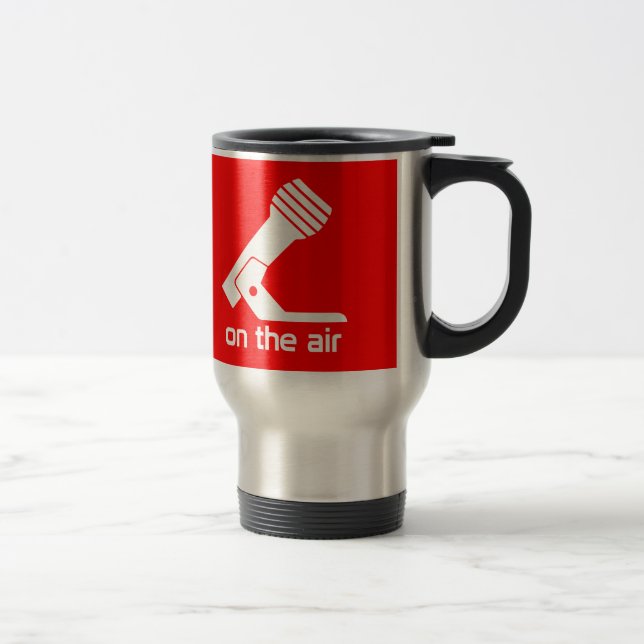 Na caneca de viagem do ar (vermelha) (Direita)