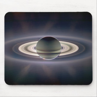 Na sombra Mousepad de Saturn
