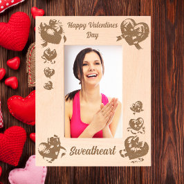 Namorados de coquete cardíaco com madeira laser pa