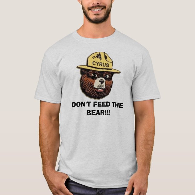 NÃO ALIMENTE O URSO!!! T-SHIRT (Frente)