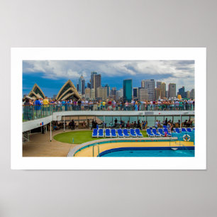 Navio de cruzeiros do poster   no porto de Sydney