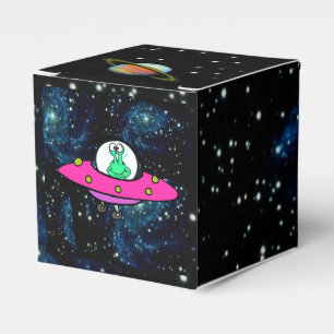 Navio de espaço, planetas, & alienígena na caixa