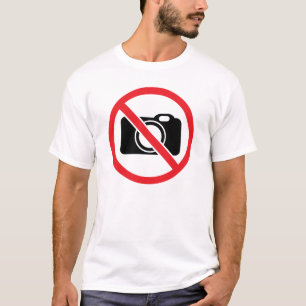 Nenhum t-shirt da fotografia