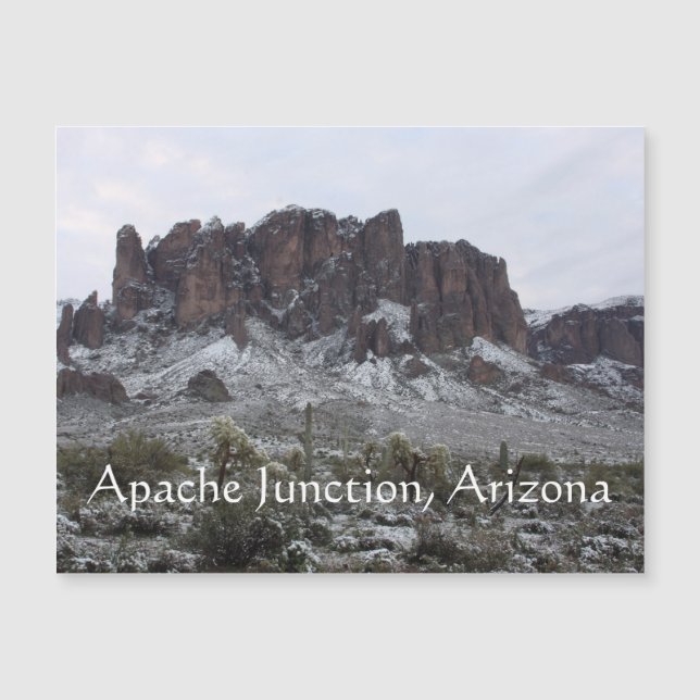 Neve nas montanhas de superstição (Frente)