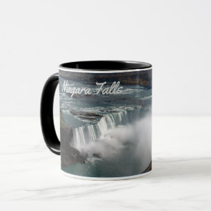 Niagara Falls em uma caneca de café