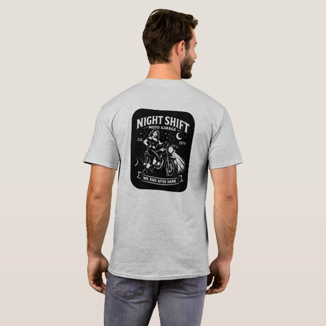 Night Shift Motorcycle Garage Pin Up Style T-Shirt (Parte Traseira Completa)