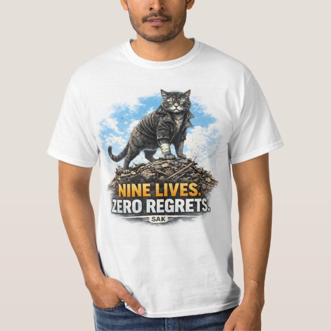 Nine Lives Zero Regrets | Cool Tough Cat T-Shirt | (Frente)