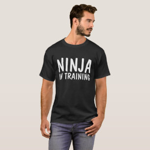 NINJA TREINANDO T-shirts de Karate engraçado