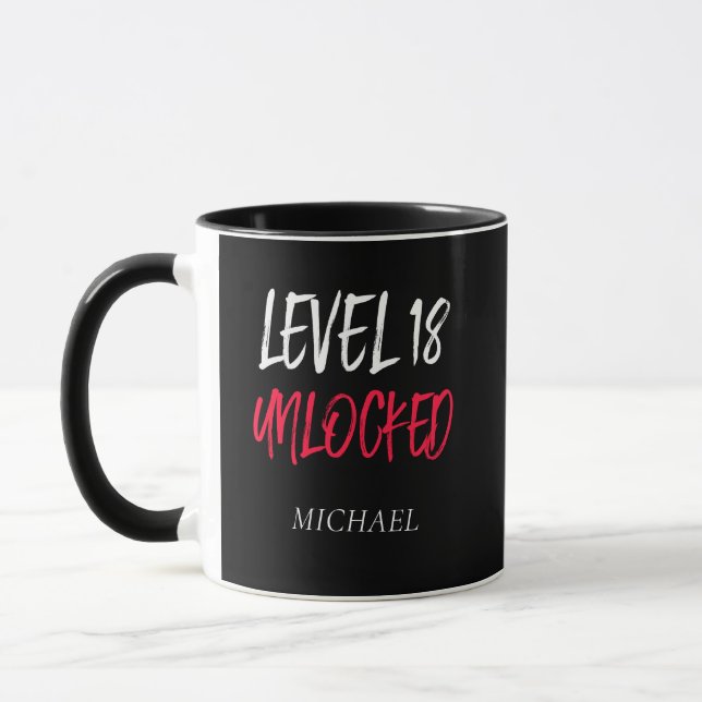 Nível de Aniversário 18 Desbloqueado Caneca Preta  (Esquerda)