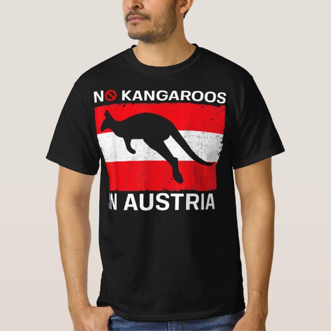 No Kangaroos In Austria T-Shirt Funny Gift T-Shirt (Frente)