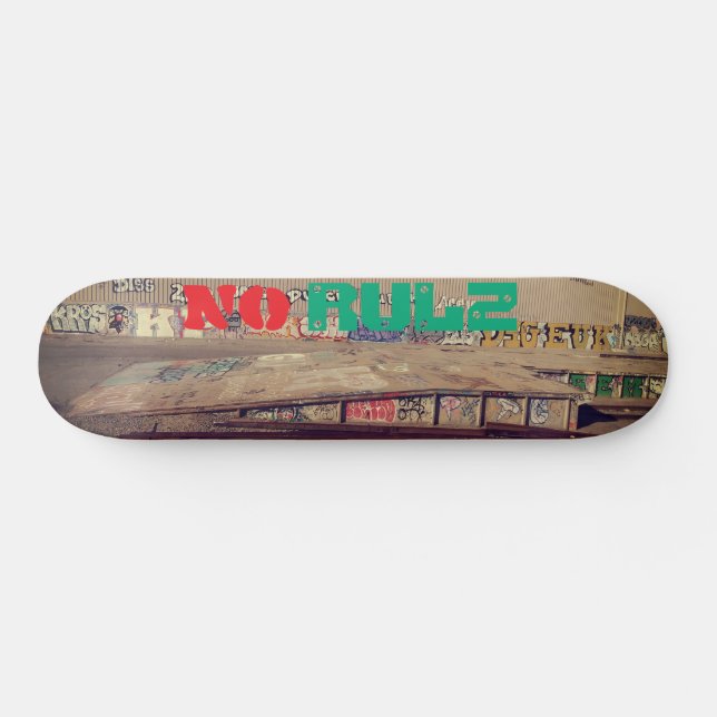 NO RULZ Skateboard (Horz)